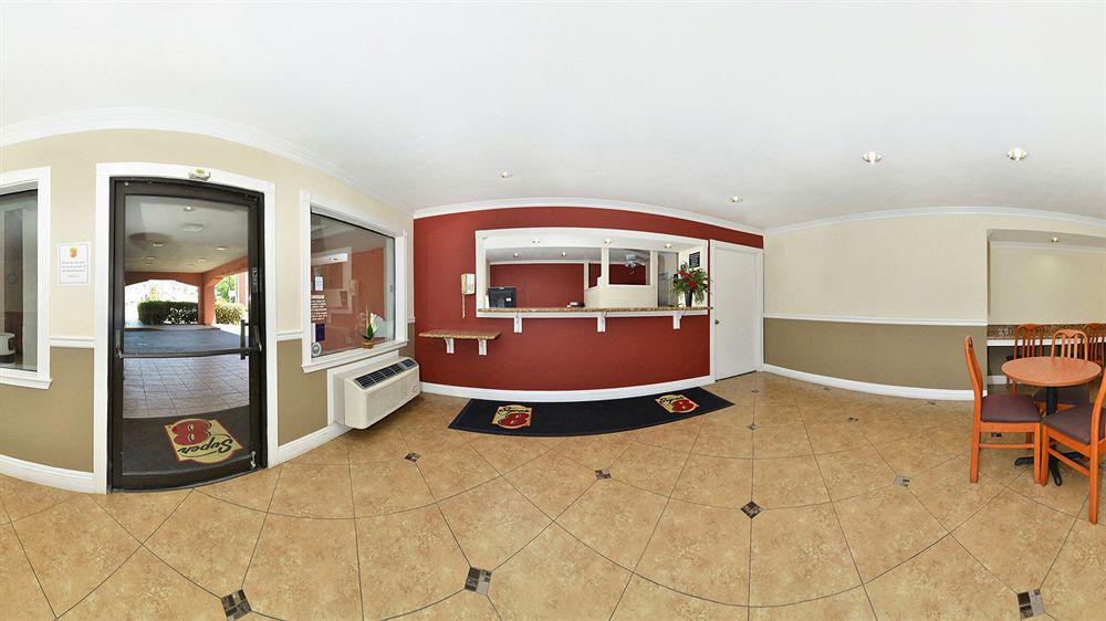 Super 8 By Wyndham Bakersfield/Central Εξωτερικό φωτογραφία